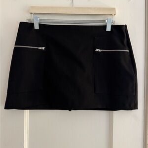 Abercrombie & Fitch Y2K Black Mini Skort Medium with silver Zippers